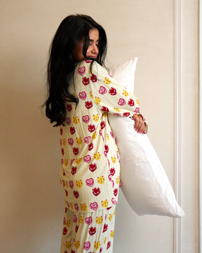 Cakes in Bed